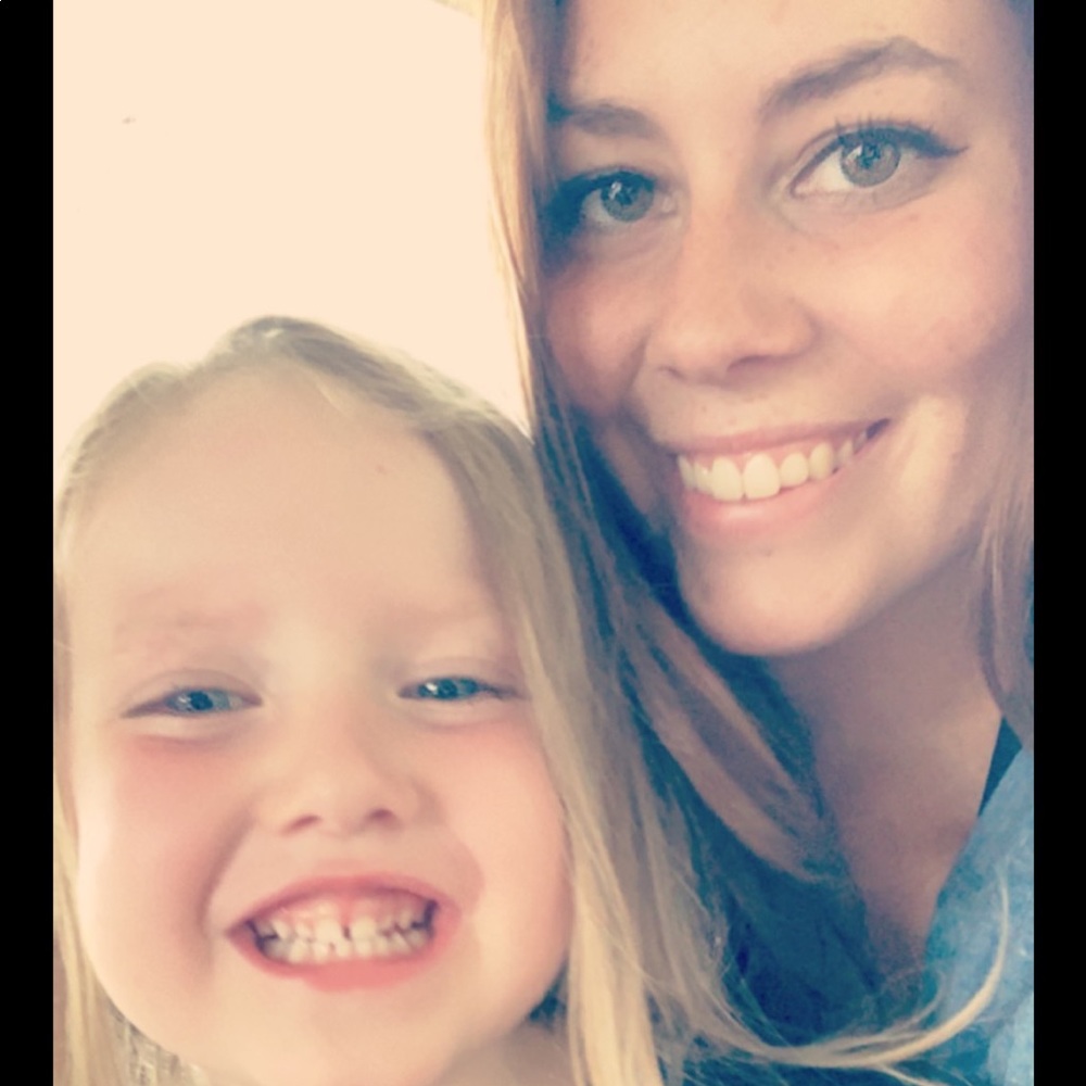 Meet your Posher, Kara